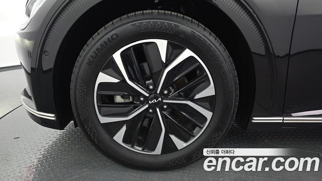Kia EV6 Long Range Earth 2023 — фото 5