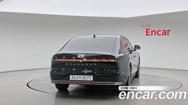 Hyundai Grandeur (GN7) 2,5 Gasoline 2WD Premium 2023 — фото 4