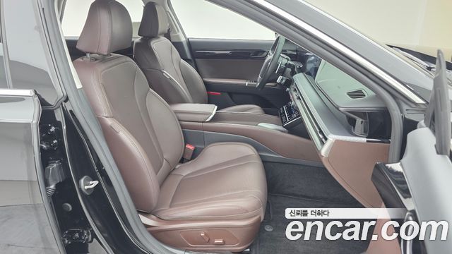 Hyundai Grandeur (GN7) 2,5 Gasoline 2WD Premium 2023 — фото 11