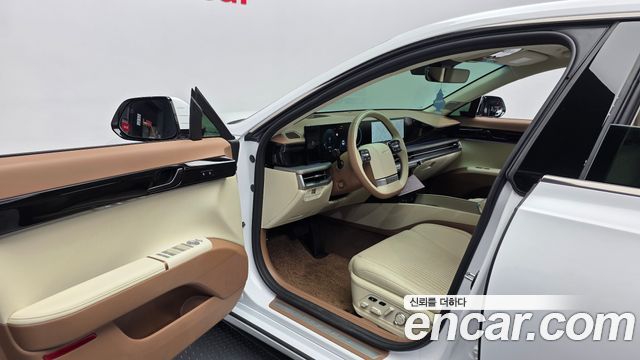 Hyundai Grandeur (GN7) 2,5 Gasoline 2WD Calligraphy 2023 — фото 10