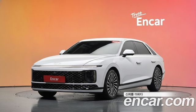 Hyundai Grandeur (GN7) 2,5 Gasoline 2WD Calligraphy