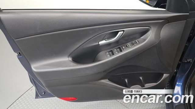 Hyundai i30 (PD) 1.4 Turbo Style 2018 — фото 24