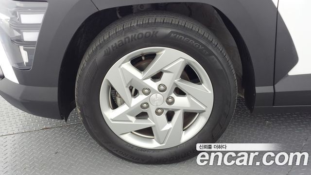 Hyundai Kona (SX2) Gasoline 1.6 Turbo 2WD Modern 2023 — фото 5
