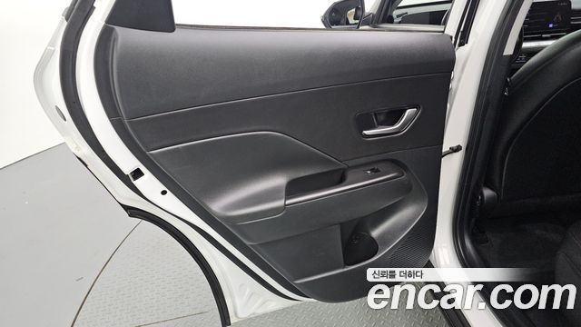 Hyundai Kona (SX2) Gasoline 1.6 Turbo 2WD Modern 2023 — фото 25