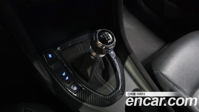 Hyundai Veloster (JS) 2.0 N 2020 — фото 9