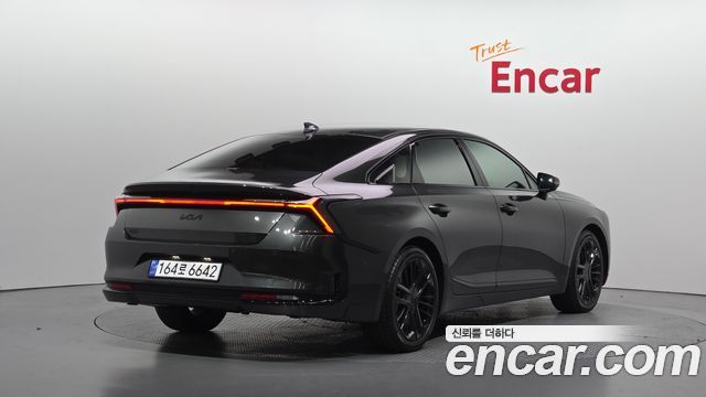 Kia K8 Hybrid Signature Black 2026 — фото 2