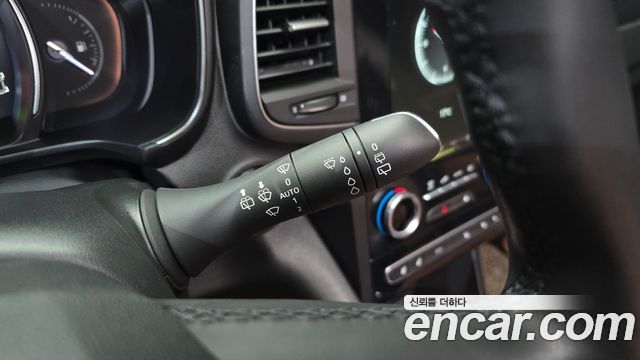 Renault Korea QM6 2.0 LPe RE Signature 2WD 2021 — фото 16