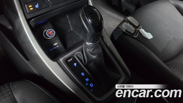 Hyundai Avante 1.6 GDi Modern Standard 2015 — фото 9