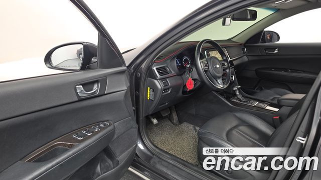 Kia K5 (II) 2.0 MX Prestige 2018 — фото 10