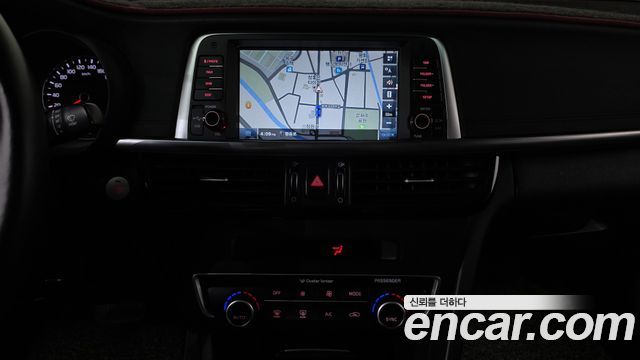 Kia K5 (II) 2.0 MX Prestige 2018 — фото 12