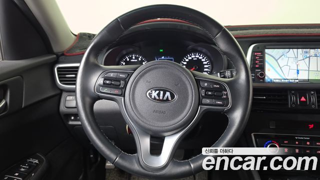 Kia K5 (II) 2.0 MX Prestige 2018 — фото 13