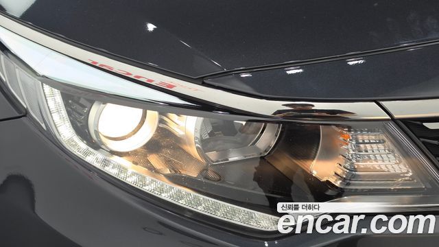 Kia K5 (II) 2.0 MX Prestige 2018 — фото 22