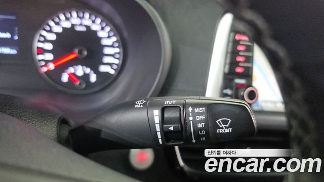 Kia K5 (II) 2.0 MX Prestige 2018 — фото 27
