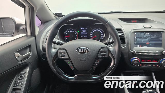 Kia K3 Trendy 2017 — фото 13