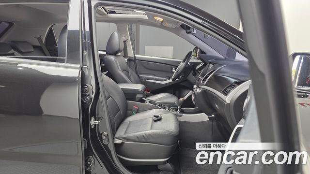 KG Mobility (SsangYong) Korando C 2.2 RX 4WD SUP 2017 — фото 11