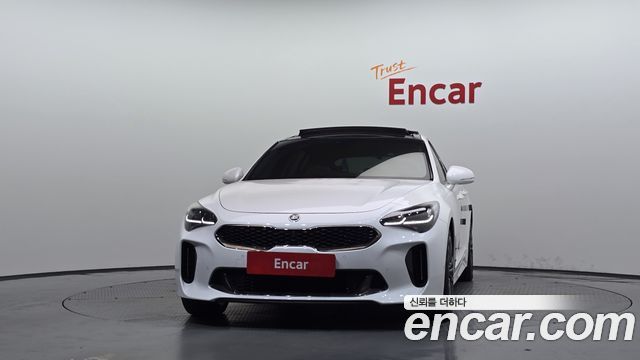 Kia Stinger 2.0 Turbo AWD Platinum 2018 — фото 3