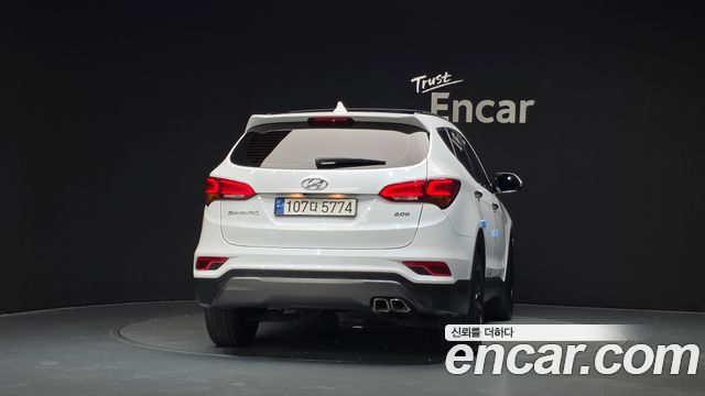 Hyundai Santa Fe The Prime Diesel 2.0 2WD Value Plus 2018 — фото 4