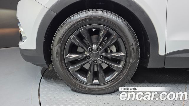 Hyundai Santa Fe The Prime Diesel 2.0 2WD Value Plus 2018 — фото 5