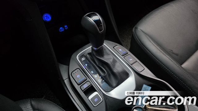 Hyundai Santa Fe The Prime Diesel 2.0 2WD Value Plus 2018 — фото 9