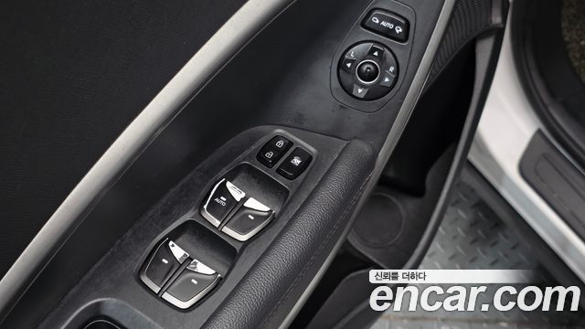 Hyundai Santa Fe The Prime Diesel 2.0 2WD Value Plus 2018 — фото 13