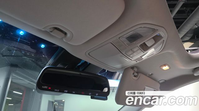 Hyundai Santa Fe The Prime Diesel 2.0 2WD Value Plus 2018 — фото 27
