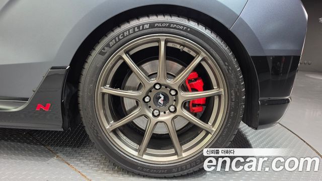Hyundai Veloster (JS) 2.0 N 2021 — фото 21