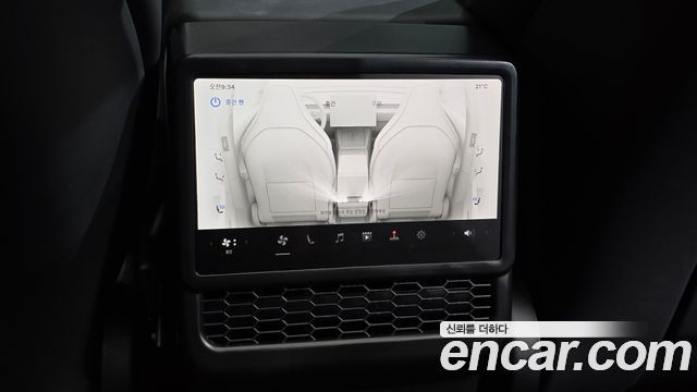 Tesla Model Y L Long Range AWD 2026 — фото 33