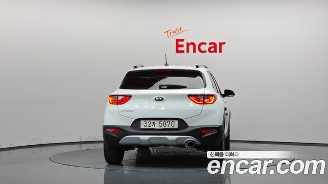 Kia Stonic 1.4 Trendy 2018 — фото 4