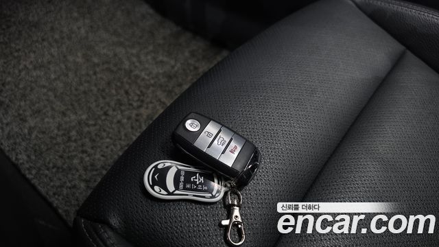 Kia Stonic 1.4 Trendy 2018 — фото 15