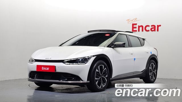 Kia EV6 Long Range 4WD Air 2023 — фото 1