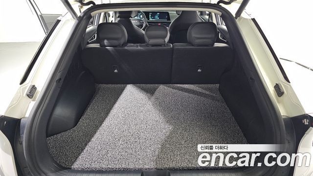 Kia EV6 Long Range 4WD Air 2023 — фото 20