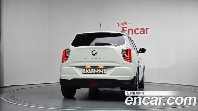 KG Mobility (SsangYong) Very New Tivoli Gasoline 1.5 2WD V3 2022 — фото 4