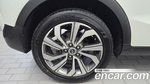 KG Mobility (SsangYong) Very New Tivoli Gasoline 1.5 2WD V3 2022 — фото 5