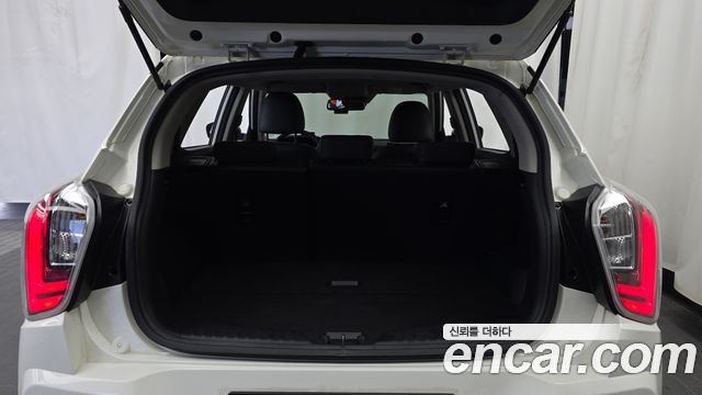 KG Mobility (SsangYong) Very New Tivoli Gasoline 1.5 2WD V3 2022 — фото 17