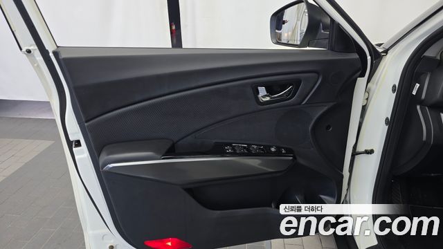 KG Mobility (SsangYong) Very New Tivoli Gasoline 1.5 2WD V3 2022 — фото 24