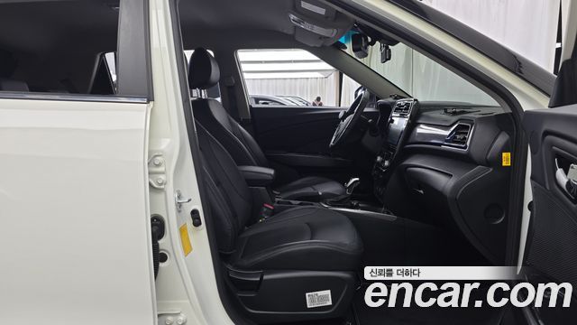 KG Mobility (SsangYong) Very New Tivoli Gasoline 1.5 2WD V3 2022 — фото 26