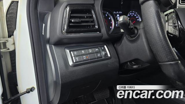 KG Mobility (SsangYong) Very New Tivoli Gasoline 1.5 2WD V3 2022 — фото 27