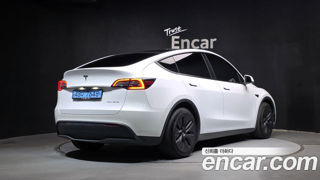 Tesla Model Y Long Range AWD 2022 — фото 2