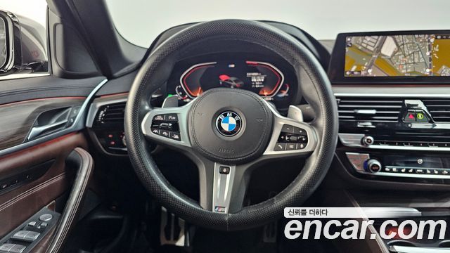 BMW 5 Series (G30) 520d xDrive M Sport Package Plus 2020 — фото 14