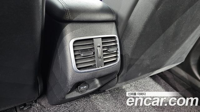 Kia K5 (II) 2.0 SX Style Edition 2018 — фото 18