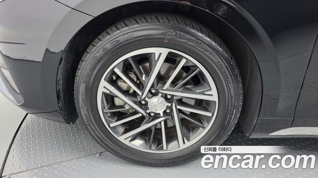 Hyundai Grandeur (IG) 2.5 Premium 2023 — фото 5
