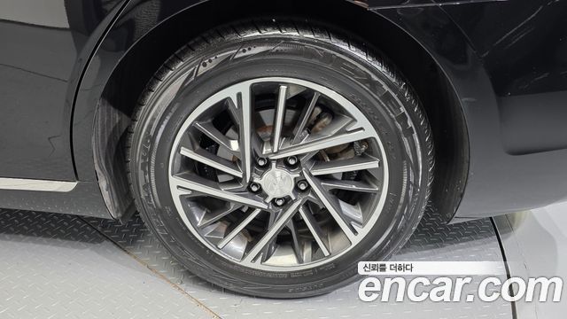 Hyundai Grandeur (IG) 2.5 Premium 2023 — фото 21