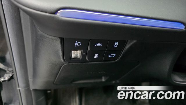 Hyundai Grandeur (IG) 2.5 Premium 2023 — фото 29