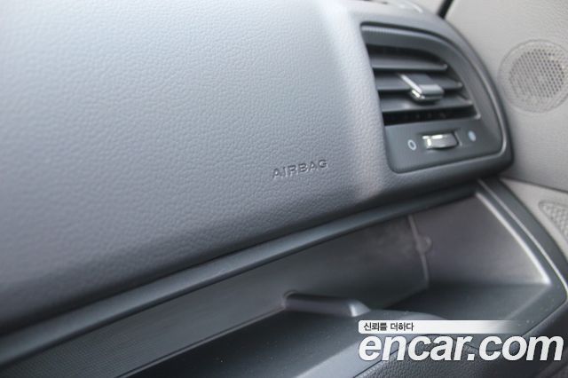 KG Mobility (SsangYong) Tivoli Air Diesel IX 2WD 2018 — фото 24