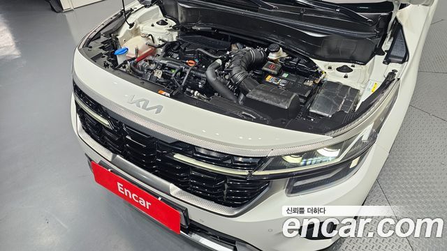Kia Seltos Gasoline 1.6 Turbo 2WD Signature 2023 — фото 6