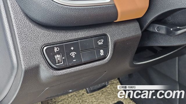 Kia Seltos Gasoline 1.6 Turbo 2WD Signature 2023 — фото 16