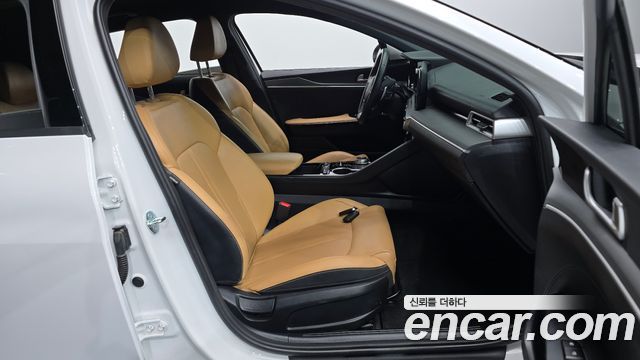Kia K5 (III) 1.6 Turbo Prestige 2023 — фото 12