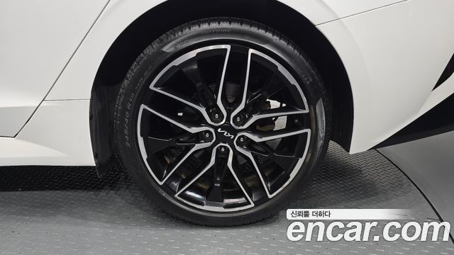 Kia K5 (III) 1.6 Turbo Prestige 2023 — фото 21