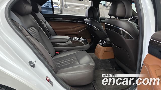 Genesis G90 3.8 Luxury 2019 — фото 11