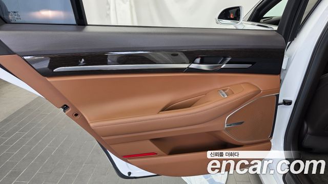 Genesis G90 3.8 Luxury 2019 — фото 25